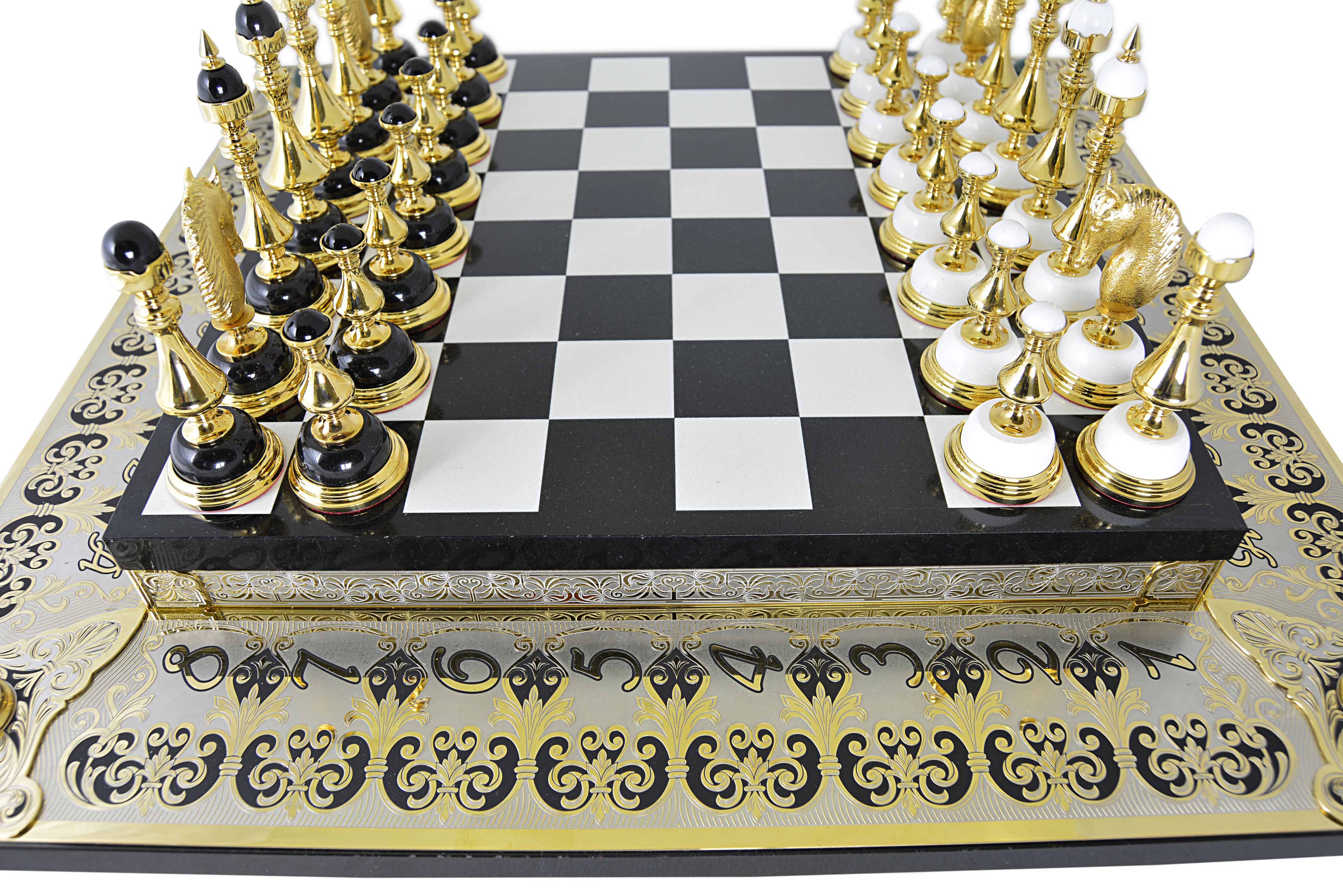 картинка Златоустовские элитные шахматы из малахита от магазина Бизнес подарки+